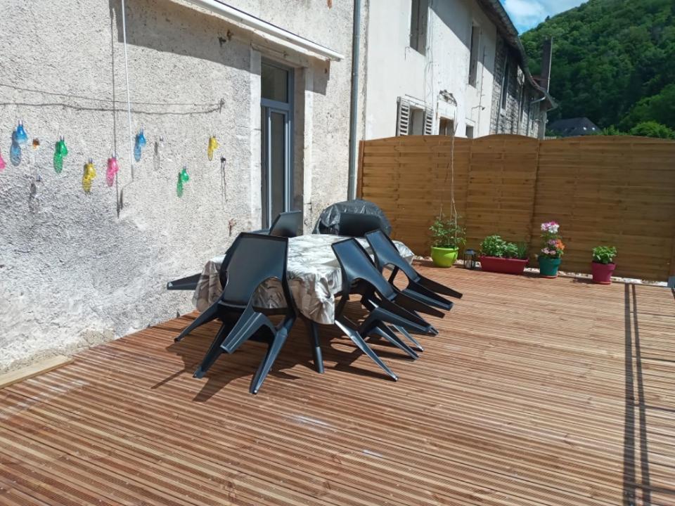 Gite La Petite Ecluse En Bord De Loue Lods Luaran gambar