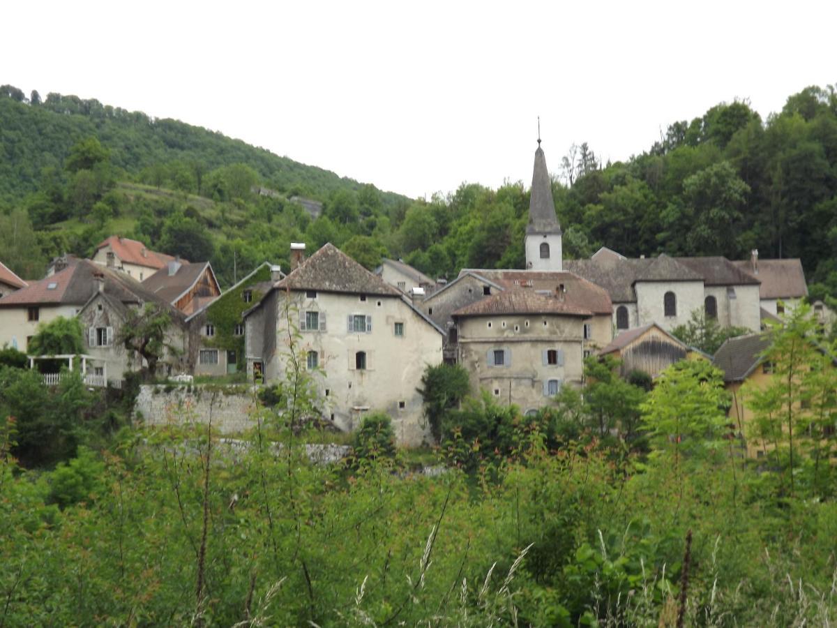 Gite La Petite Ecluse En Bord De Loue Lods Luaran gambar